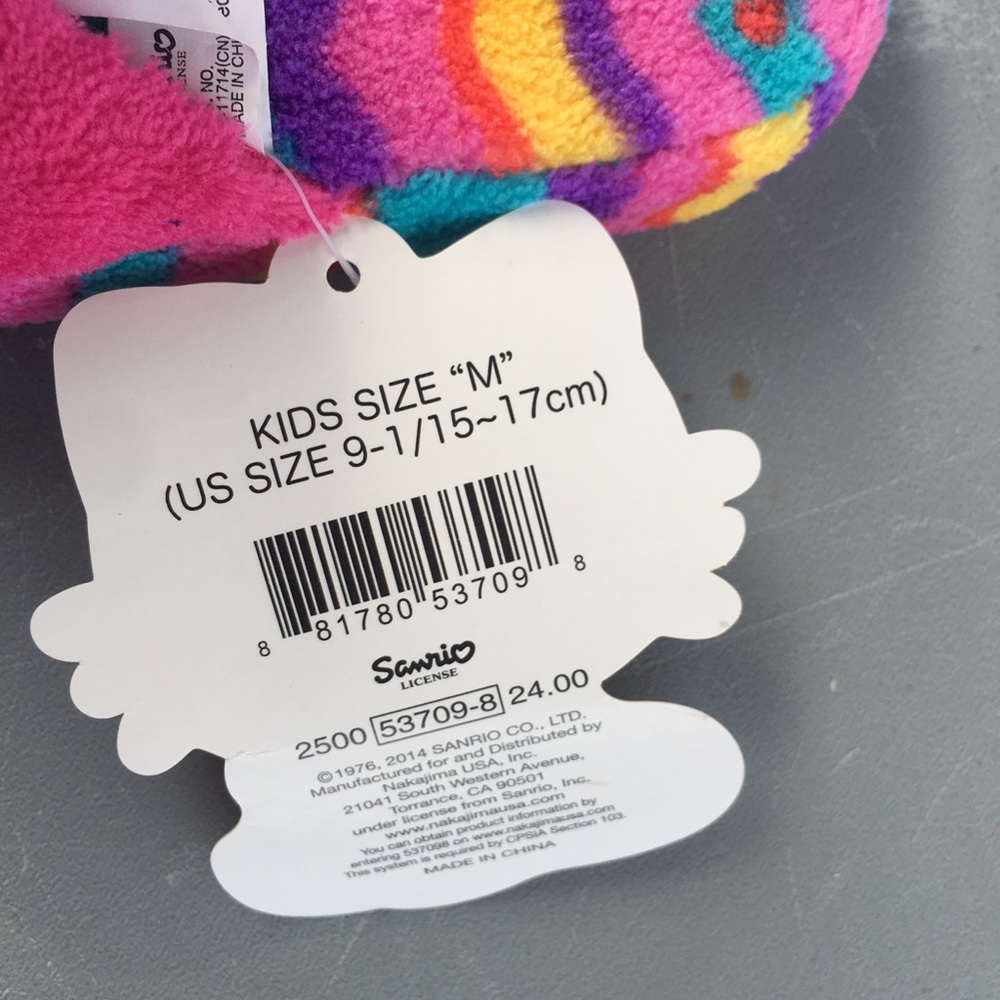 Hello Kitty Slipoers - Picture 3 of 4